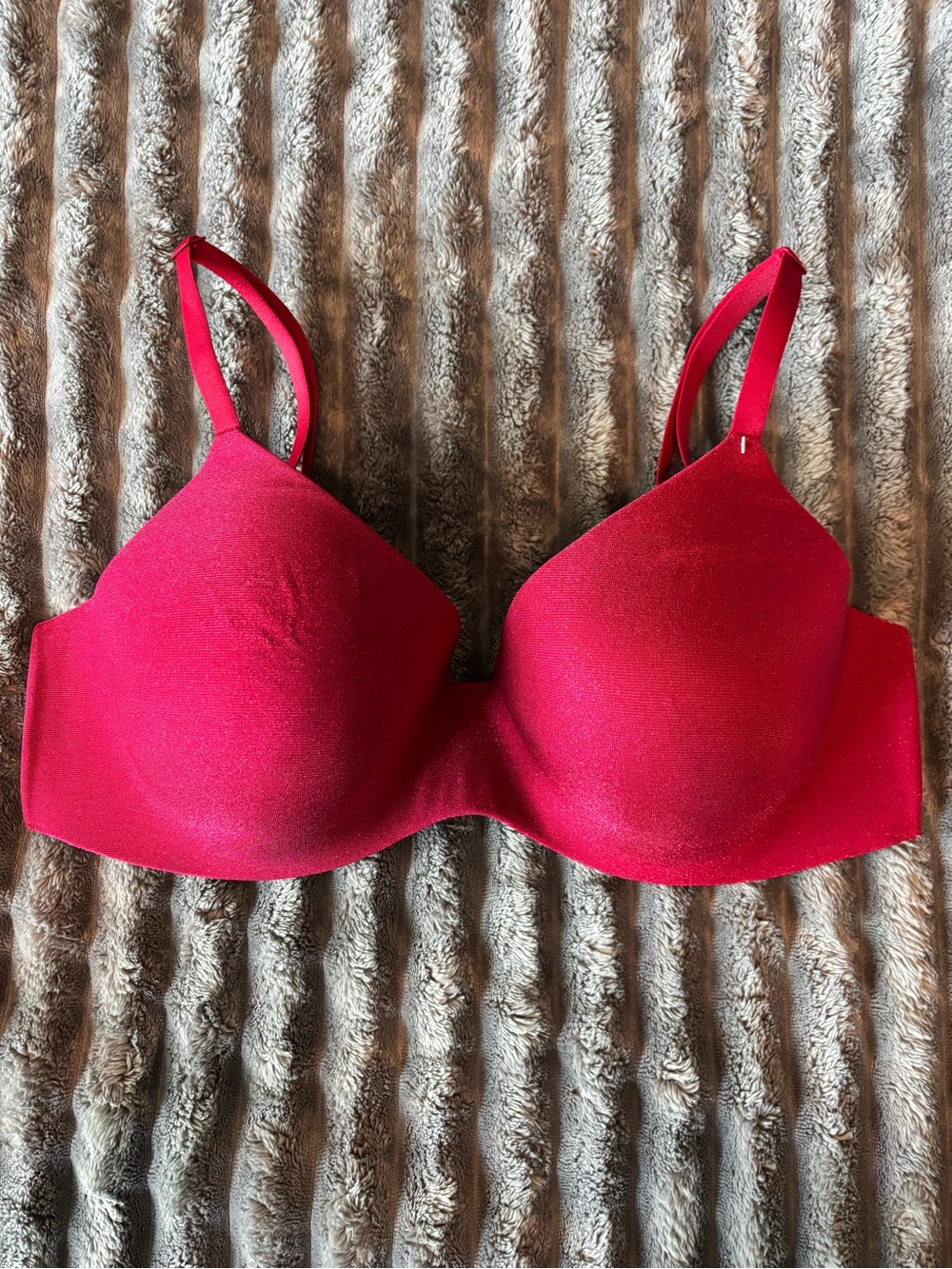 Victoria Secrete Body by Victoria Lined Demi Bright Shimmer Red 38D